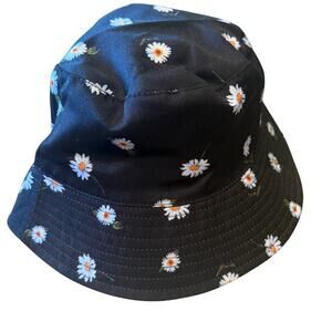 new adult Alice + Olivia one size reversible daisy bucket hat A1 2826